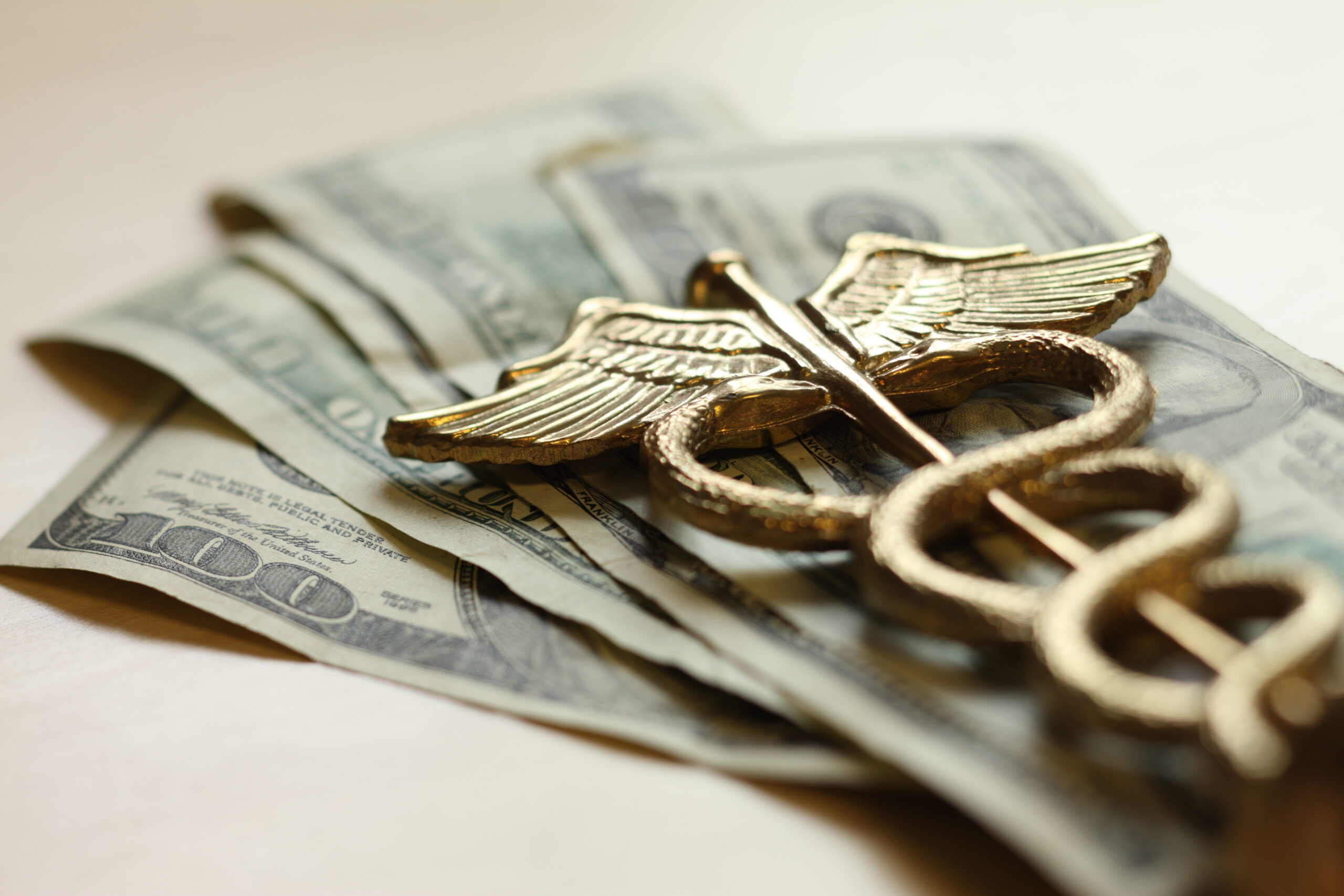 GAO HIGHLIGHTS IMPROPER PAYMENTS IN MEDICAID: BILLIONS STILL AT RISK